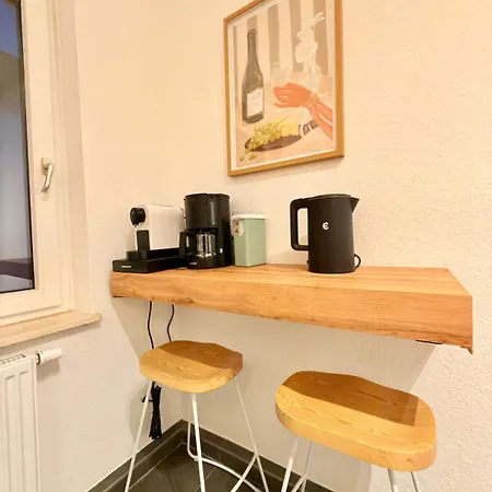 Stylish Mit Beamer & Balkon Zentral Хаген