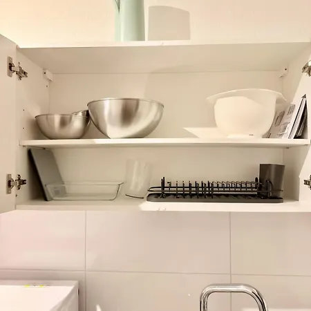 アパート Stylish Mit Beamer & Balkon Zentral